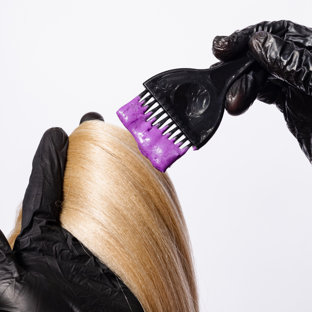 The Hidden Pressure Behind the Chair: Why Social Media Is Reshaping the Hair Industry